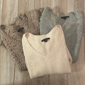 American Eagle Sweaters